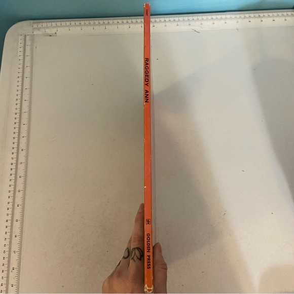 🛍️3/$30‎ Vintage 1976 raggedy Ann hardcover  book - Picture 8 of 14